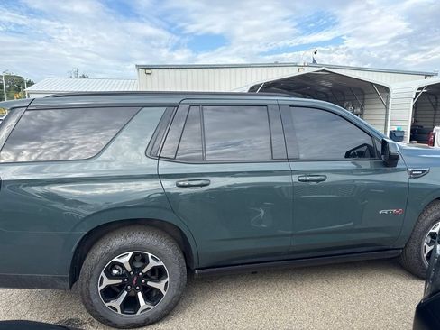 Used 2025 GMC Yukon AT4 w/ AT4 Premium Plus Package AWD/4WD image 15
