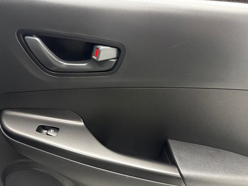 Used 2023 Hyundai Kona SEL FWD image 44