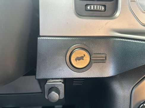 Used 2022 Ford Bronco Outer Banks image 23