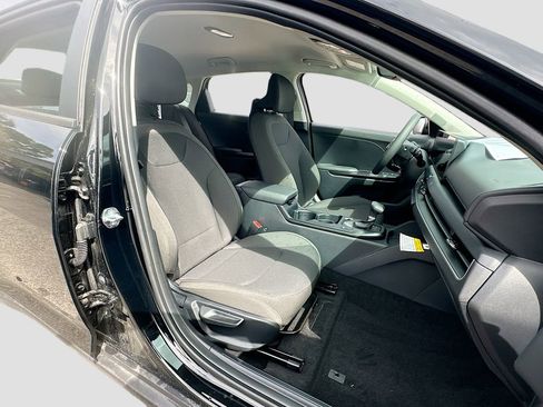 New 2026 Kia K4 LXS FWD image 25