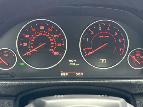 Used 2014 BMW 435i Convertible RWD image 22