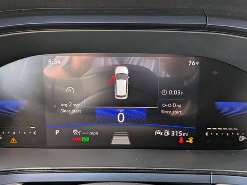 Used 2023 Volkswagen Taos SE w/ Panoramic Sunroof Package FWD image 32