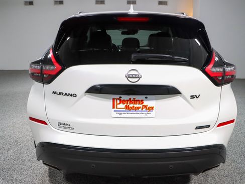 Used 2023 Nissan Murano SV w/ SV Midnight Edition Package FWD image 8