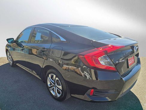 Used 2018 Honda Civic LX image 5