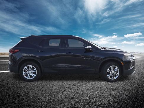 Used 2020 Chevrolet Blazer LT FWD image 17