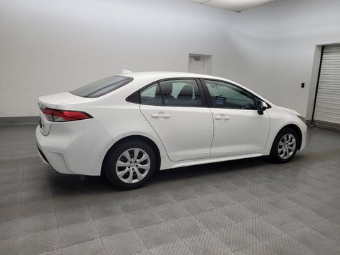 Used 2022 Toyota Corolla LE FWD image 10
