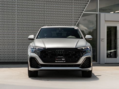 Certified 2025 Audi Q8 Premium Plus w/ Premium Plus Package AWD/4WD image 36