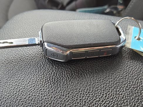 Certified 2024 Kia Forte LXS image 32