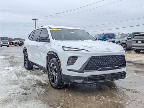 Used 2025 Buick Enclave Sport Touring w/ LPO, Floor Liner Package image 5