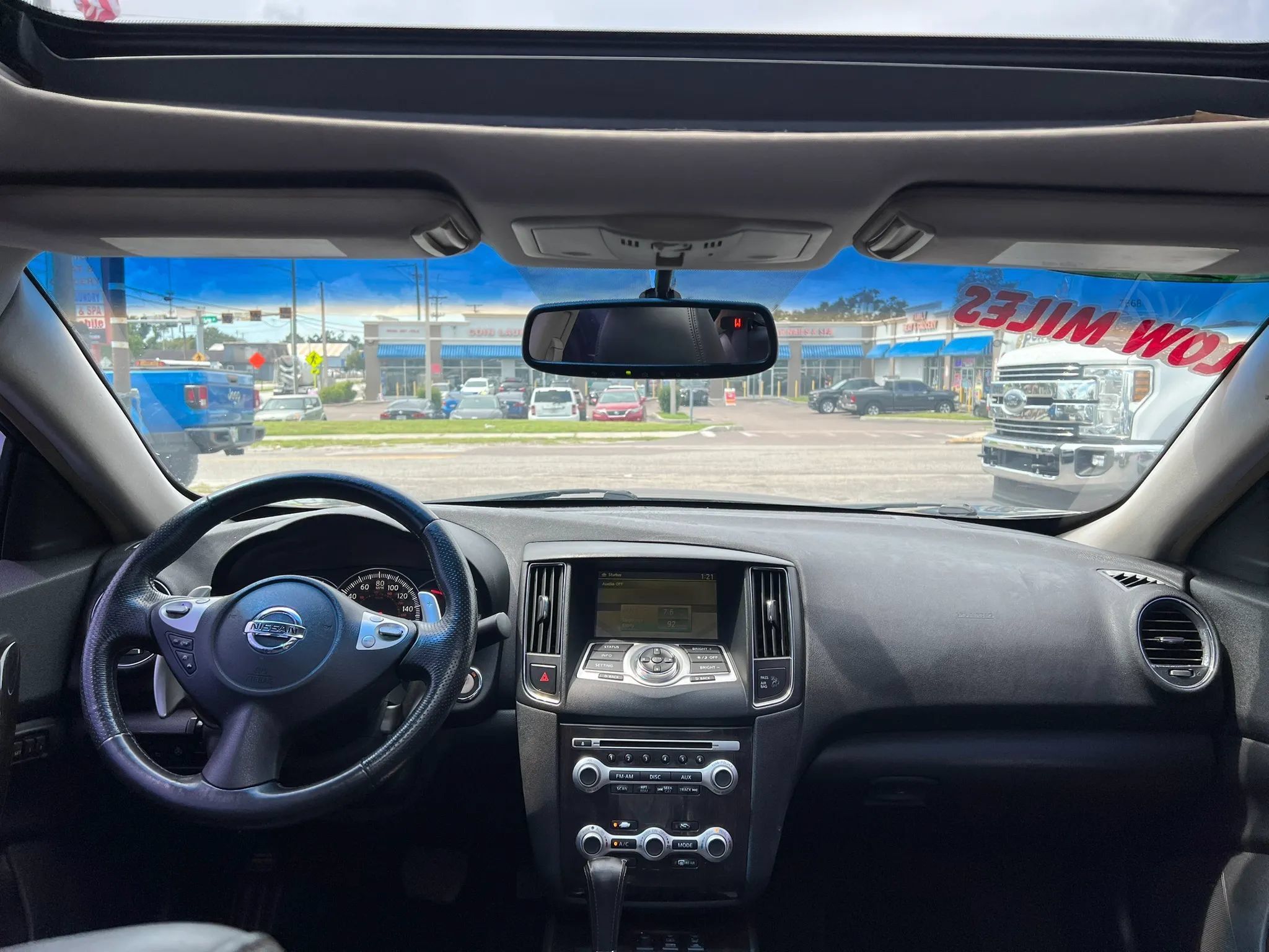 Used 2014 Nissan Maxima 3.5 SV w/ Premium Package FWD image 12