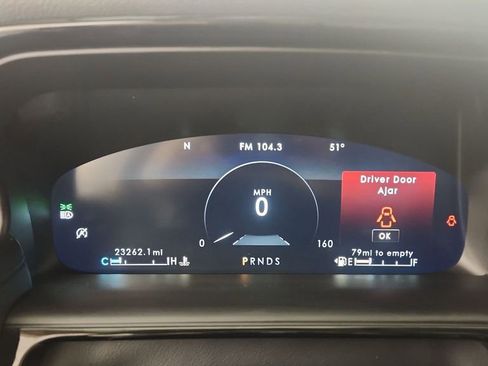 Used 2022 Lincoln Nautilus Reserve image 10