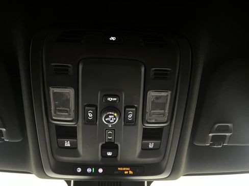 Used 2025 GMC Yukon AT4 Ultimate w/ LPO, Floor Liner Package AWD/4WD image 41