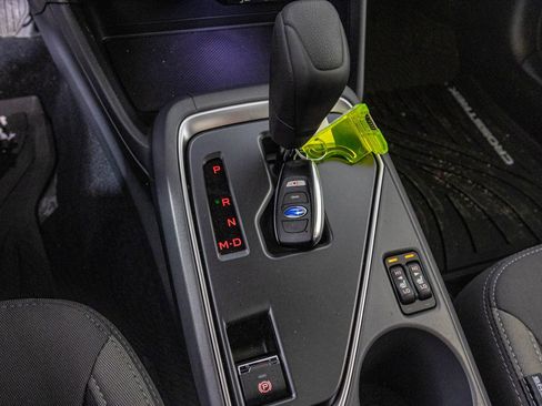 Used 2025 Subaru Crosstrek 2.0i Premium image 27