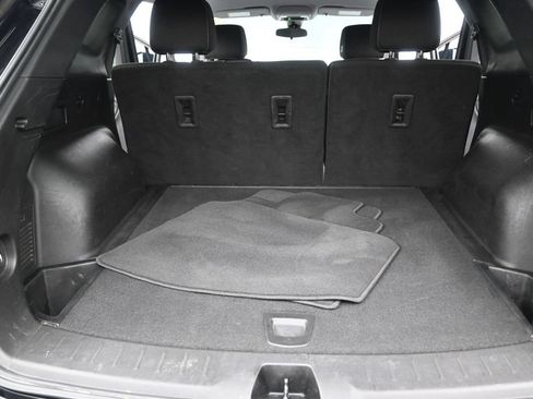 Used 2023 Chevrolet Blazer LT FWD image 19