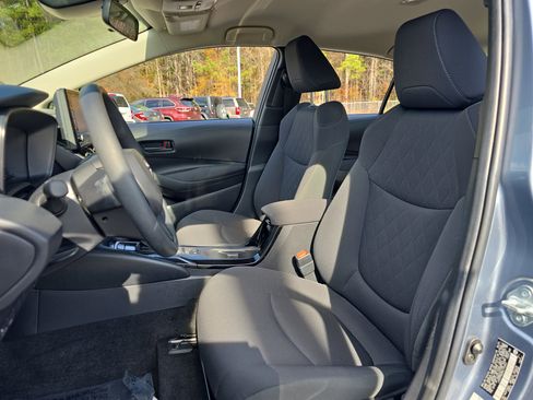 Used 2022 Toyota Corolla LE w/ LE Convenience Package image 14