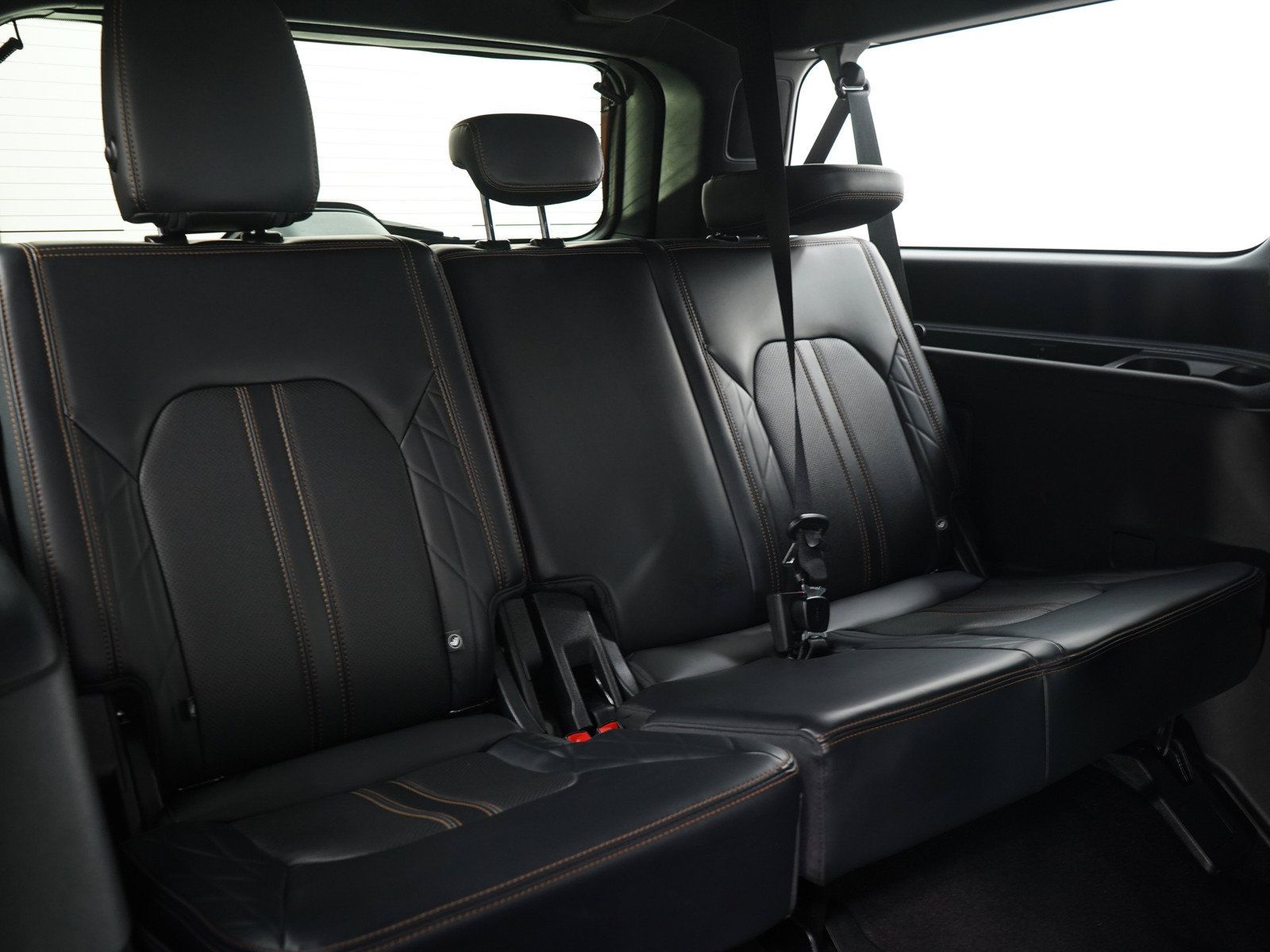 Used 2024 Ford Expedition Max Platinum AWD/4WD image 13