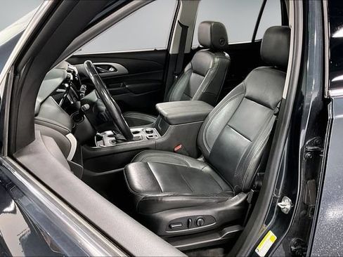 Used 2019 Chevrolet Traverse LT w/ LT Premium Package AWD/4WD image 21