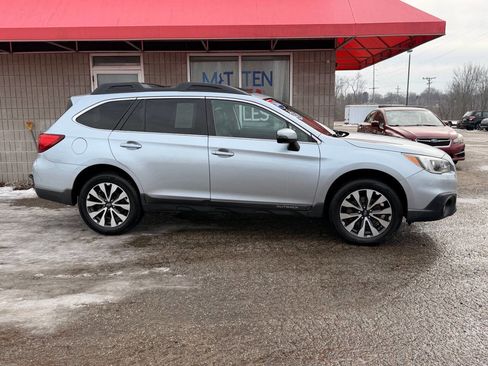 Used 2016 Subaru Outback 2.5i Limited image 4