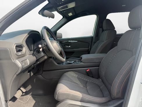 Used 2026 Honda Pilot Sport image 11