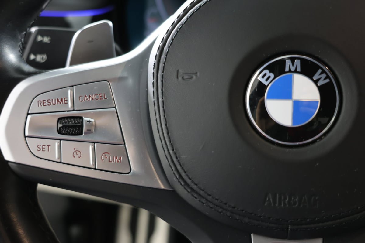 Used 2022 BMW 750i xDrive w/ Luxury Rear Seating Package AWD/4WD image 32