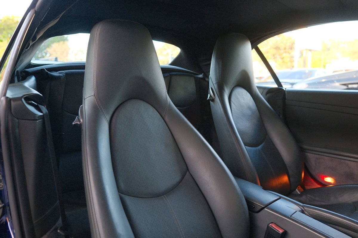 Used 2006 Porsche 911 Carrera RWD image 23