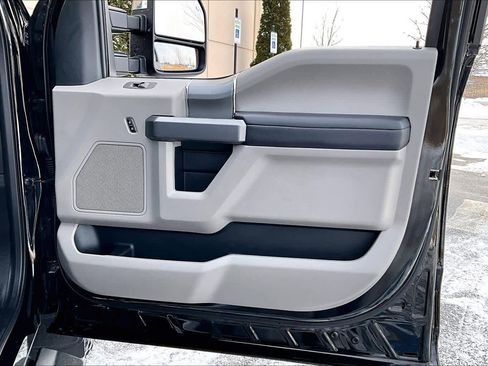 Used 2020 Ford F250 XLT w/ XLT Premium Package image 22