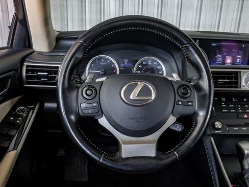 Used 2016 Lexus IS 200t image 15