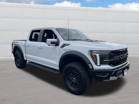 Used 2025 Ford F150 Raptor AWD/4WD image 8