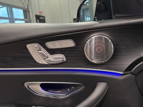 Used 2022 Mercedes-Benz E 350 Sedan image 16