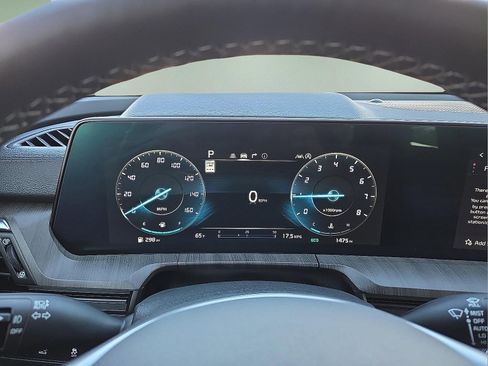 Used 2025 Kia Telluride SX Prestige image 23