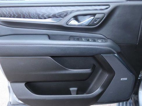 Used 2023 GMC Yukon XL Denali w/ Denali Reserve Package image 16