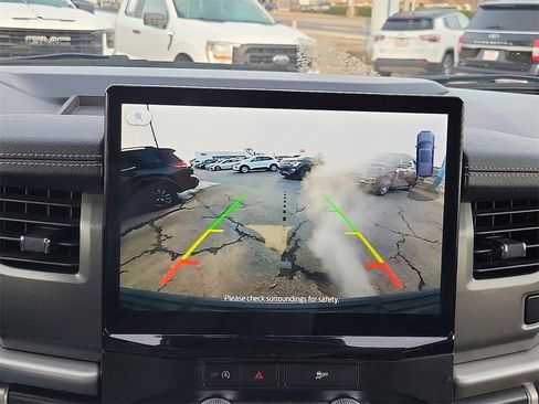 Used 2024 Ford Expedition Max XLT image 17