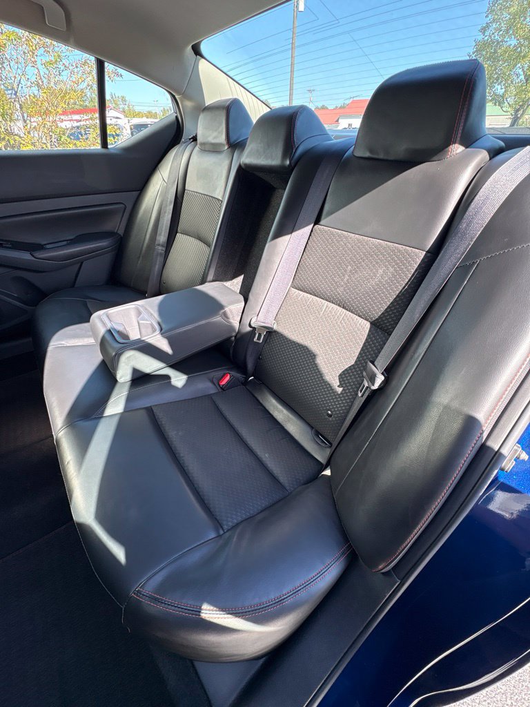 Used 2024 Nissan Altima 2.5 SR FWD image 25
