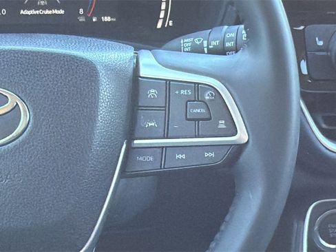 Used 2024 Toyota Grand Highlander XLE image 20