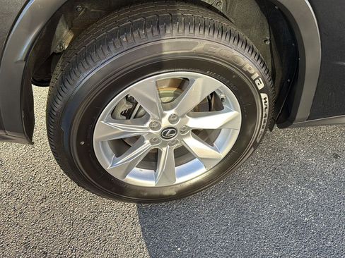 Used 2018 Lexus RX 350 FWD w/ Accessory Package image 32