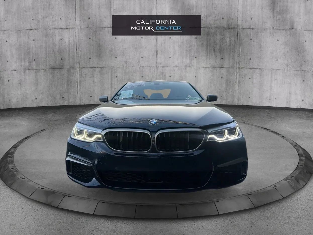 Used 2018 BMW M550i xDrive AWD/4WD image 2