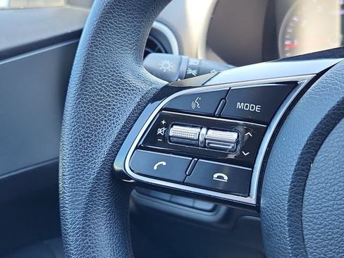 Used 2019 Kia Forte LXS FWD image 25
