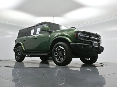 Certified 2025 Ford Bronco Outer Banks image 46