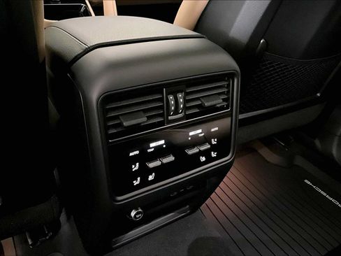 New 2026 Porsche Cayenne AWD/4WD image 27