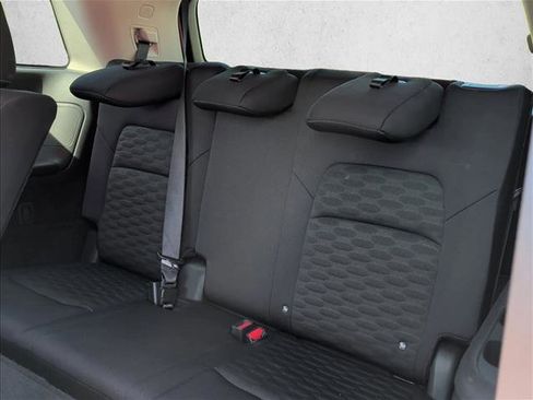 Used 2024 Nissan Pathfinder SV FWD image 19