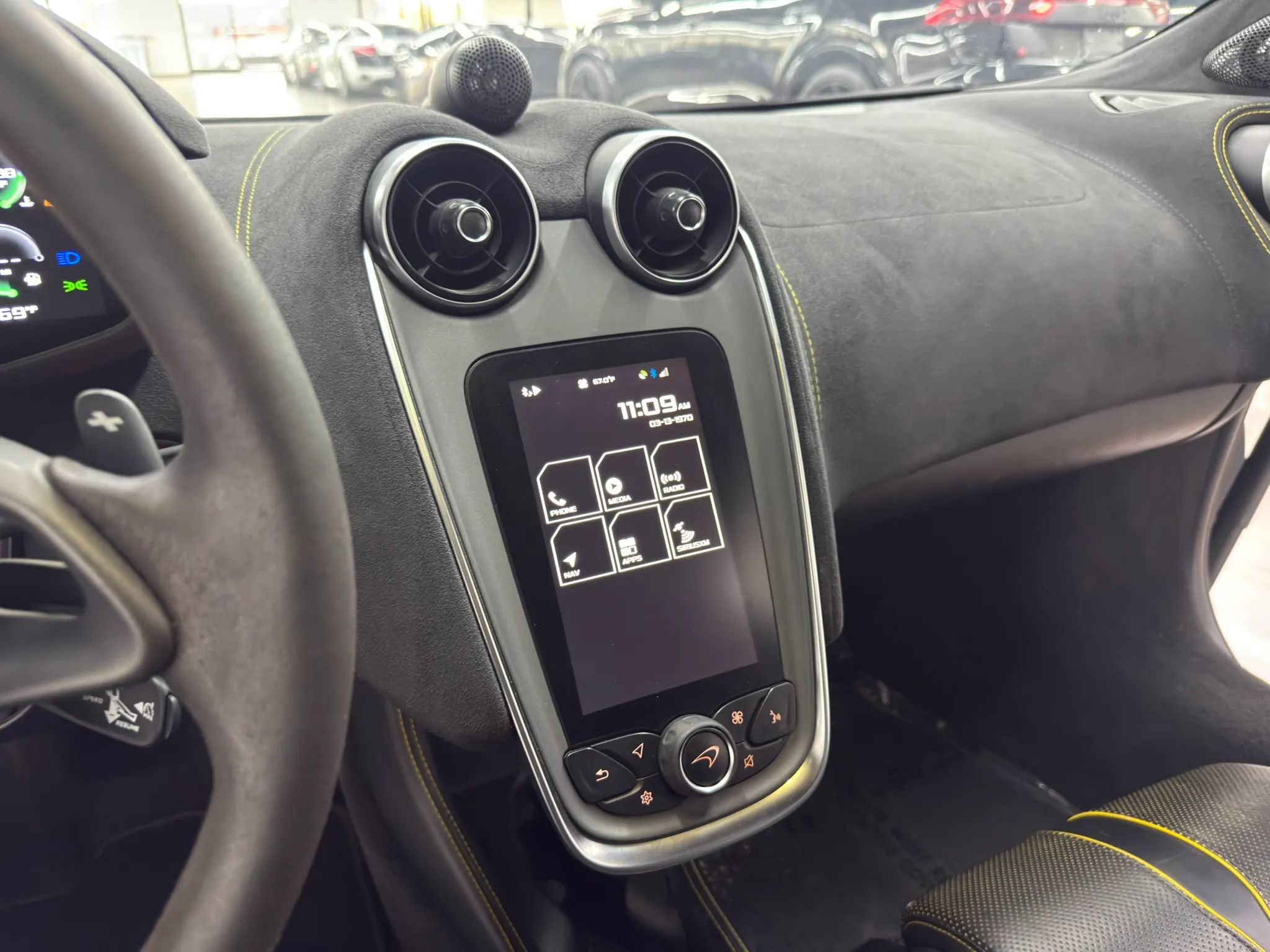 Used 2019 McLaren 570S Spider RWD image 21