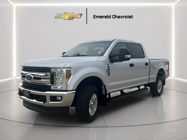 Used 2018 Ford F250 XLT w/ XLT Value Package AWD/4WD image 3