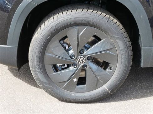 New 2025 Volkswagen Taos S image 5