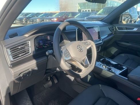 New 2026 Volkswagen Atlas Cross Sport SEL AWD/4WD image 12