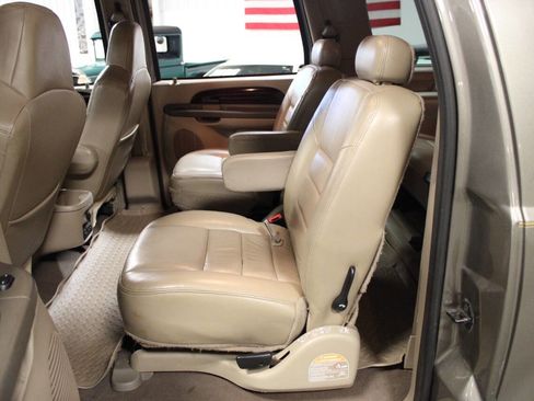 Used 2004 Ford Excursion Limited image 37