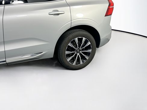 Used 2023 Volvo XC60 B5 Plus w/ Climate Package AWD/4WD image 31