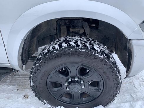 Used 2017 RAM 2500 Laramie w/ Sport Appearance Group image 33