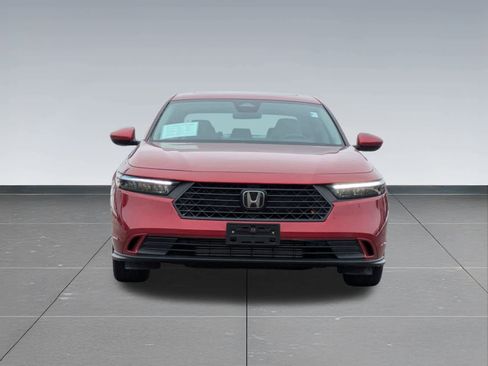 Certified 2023 Honda Accord EX image 9