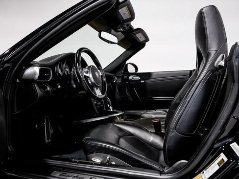 Used 2011 Porsche 911 Turbo S AWD/4WD image 20