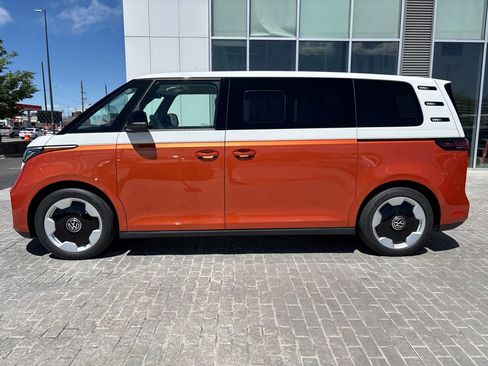New 2025 Volkswagen ID. Buzz Pro S Plus AWD/4WD image 2